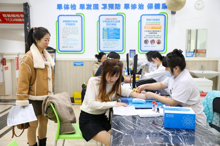 关注儿童成长  共塑民族未来 关注儿童成长  共塑民族未来