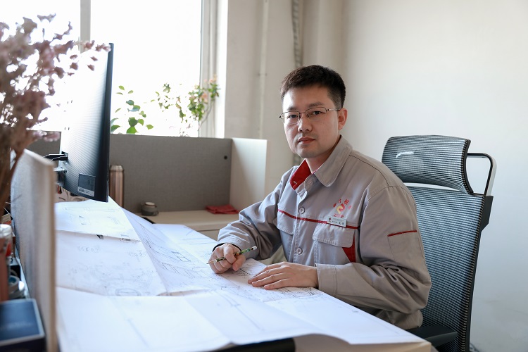 关注儿童成长  共塑民族未来 关注儿童成长  共塑民族未来